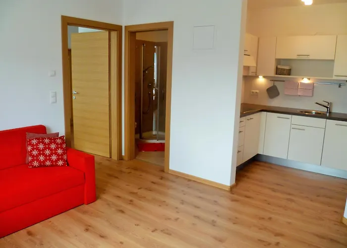Froehlichhof Wohnung Pergola