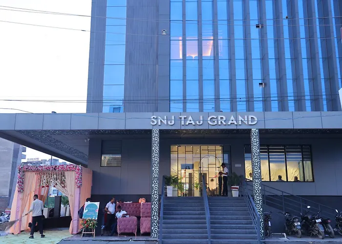 Snj Taj Grand