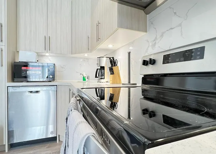 Bentley Commons Fallsview - Luxury 4 Bedroom 4 Bath Townhouse