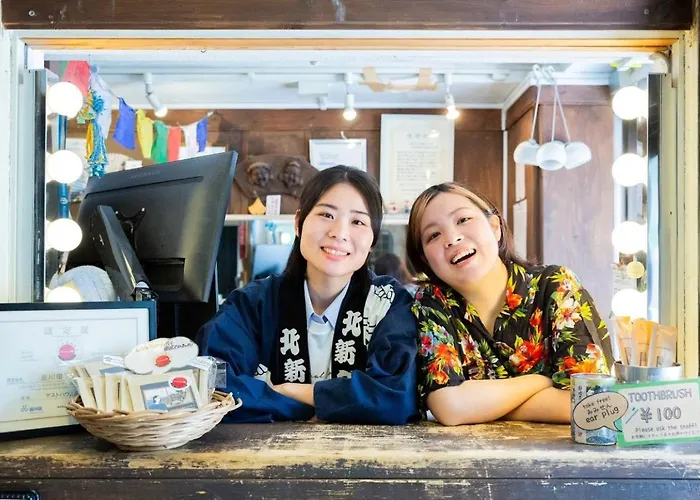  Shinagawa-Shuku Guest House & Tours