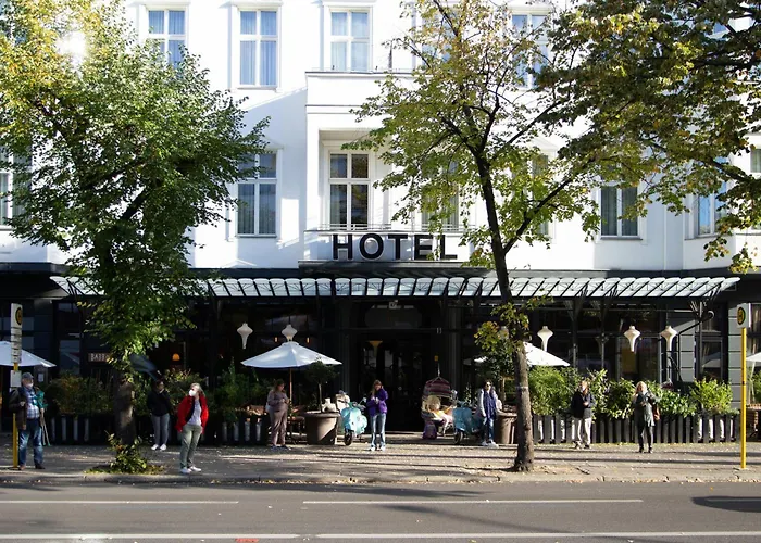 Motels 