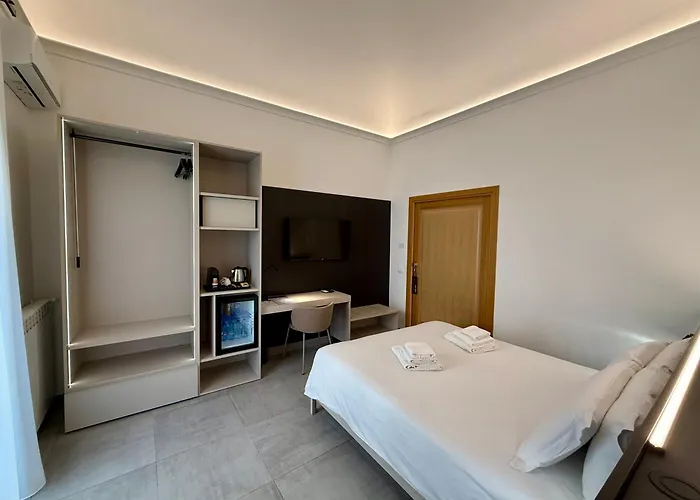 Le Quattro Stagioni - Rooms & Suites