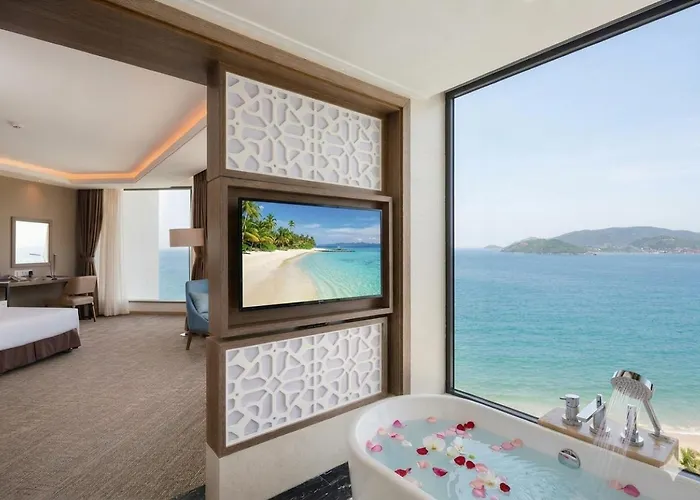 Comodo Nha Trang Hotel