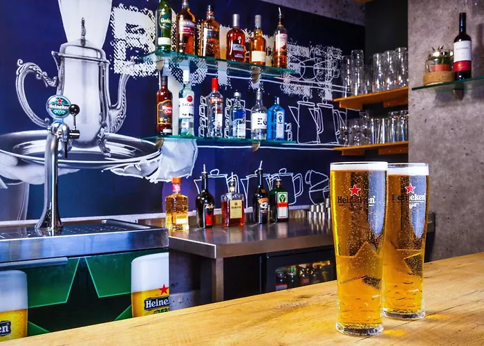 Pet Friendly hotel: Ibis Budget Hotel Edinburgh Park