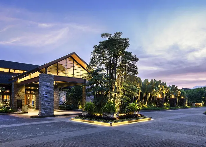 5 star hotel: Pullman Ciawi Vimala Hills Resort