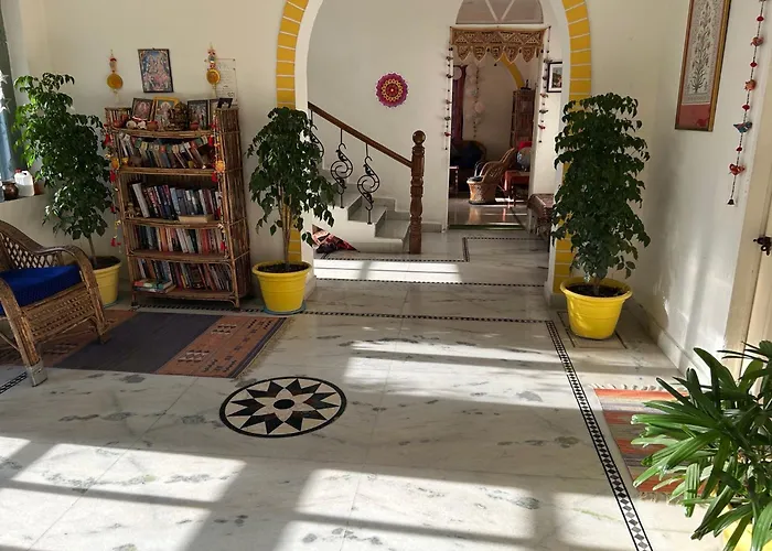 Seventh Heaven Inn Rishikesh