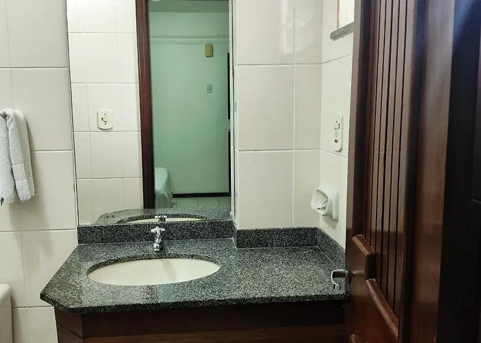 Machado'S Plaza Hotel