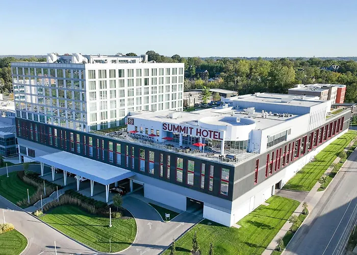 The Summit Hotel