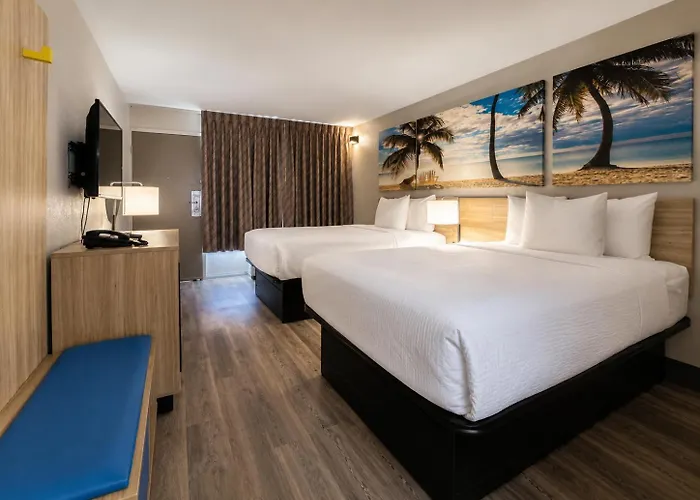 Beach Hotels Days Inn By Wyndham Fort Myers