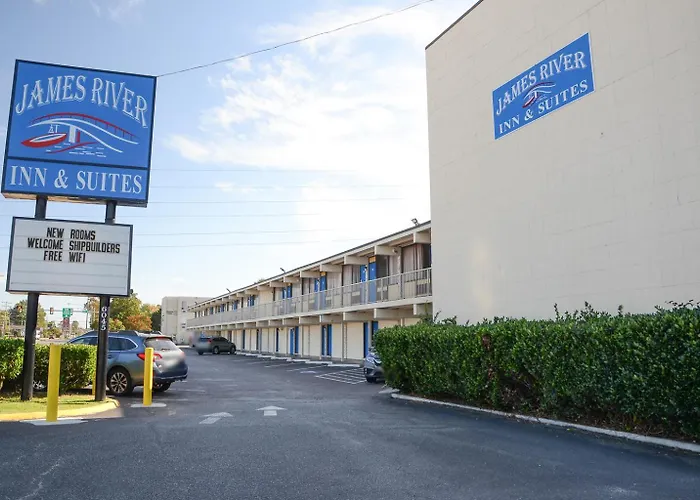 Motels James River Inn & Suites