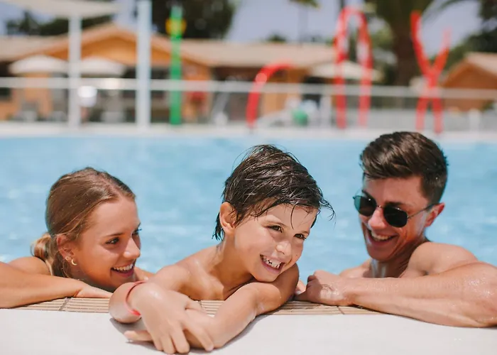 Kinderhotel Suites & Villas By Dunas