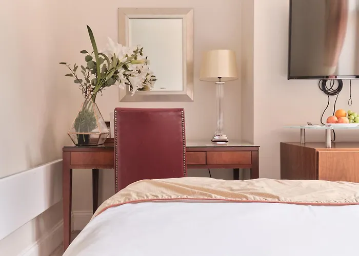Kings Park Hotel