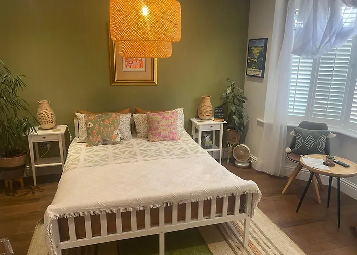 Bed and Breakfast Mush-Room