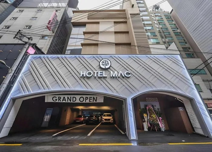 Hotel Mac
