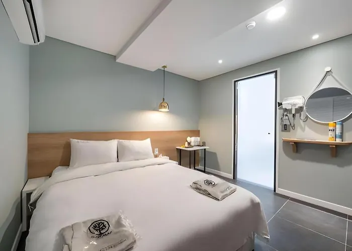 Hotel Mac