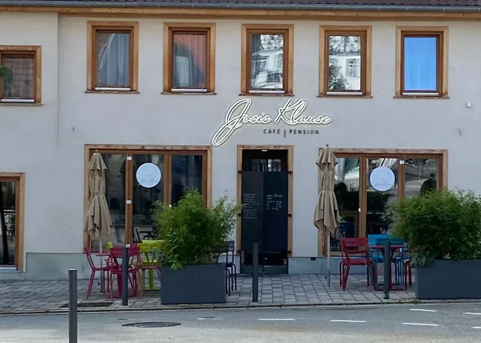 Josis Klause Cafe Pension