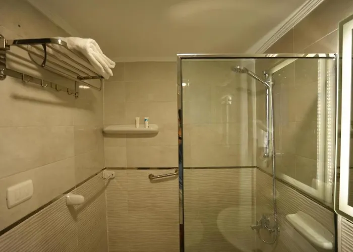 Mar Charbel Hotel Cairo