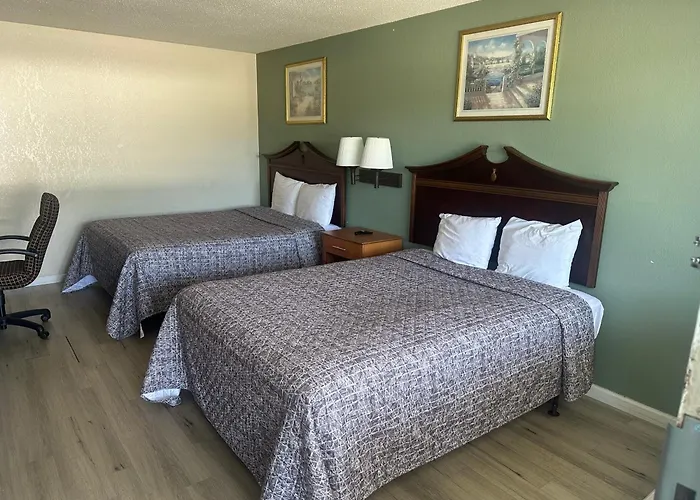 Key West Inn - Newport News