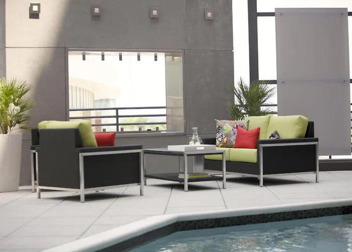 Hyatt House Charlotte Center City