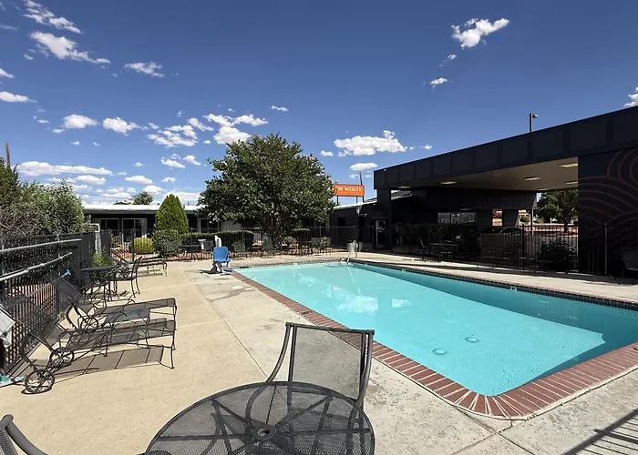 Lake Powell Canyon Inn