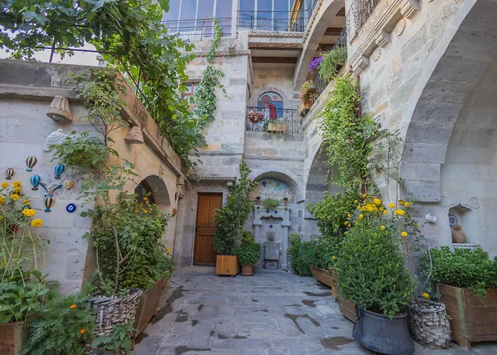 Aren Cave Hotel And Art Gallery