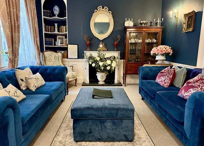 Dog friendly hotels Abbey Mews