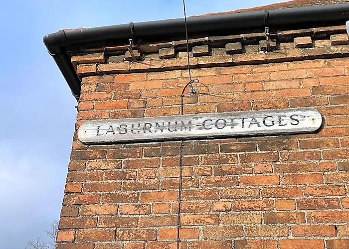 Laburnum Cottage No.3