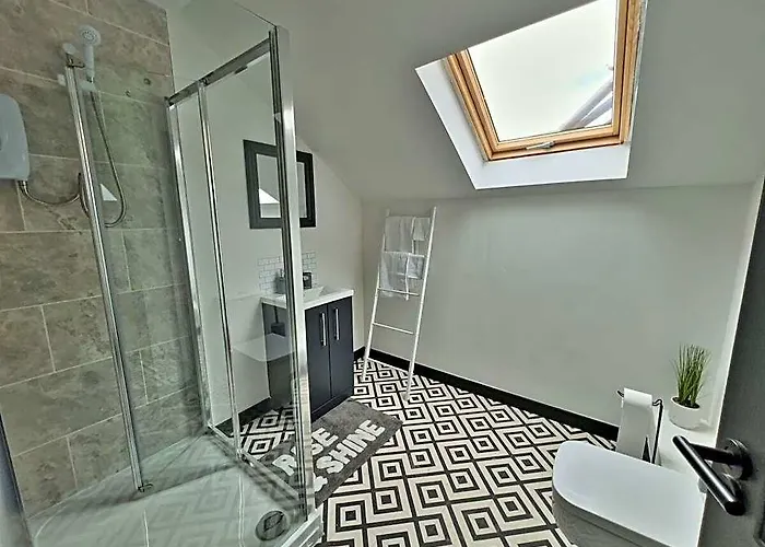Newton'S Suite