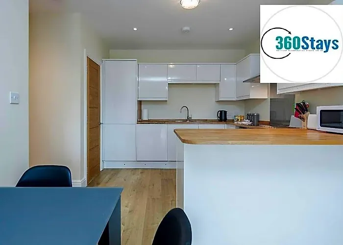 2 Bedroom Apt. 03 + Parking In Maidenhead