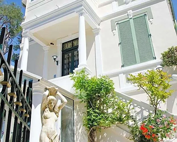 Emeraude Residence Hoteliere