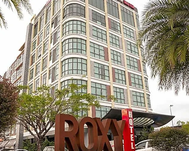 Roxy 3Rd Mile