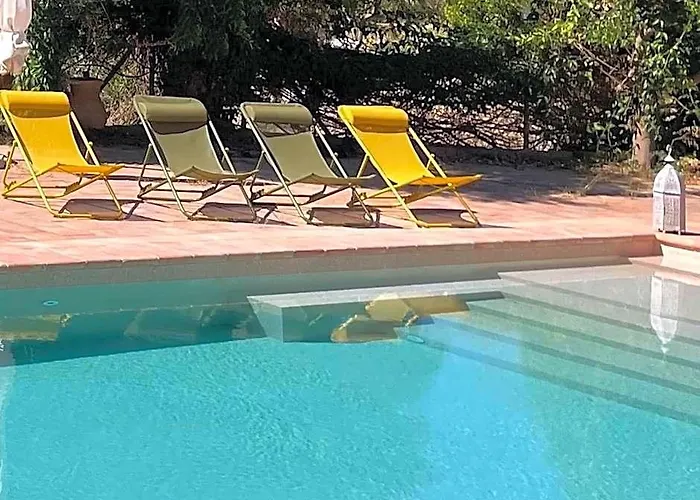 Cortijo Tayula-Centro de Recuperación y Descanso