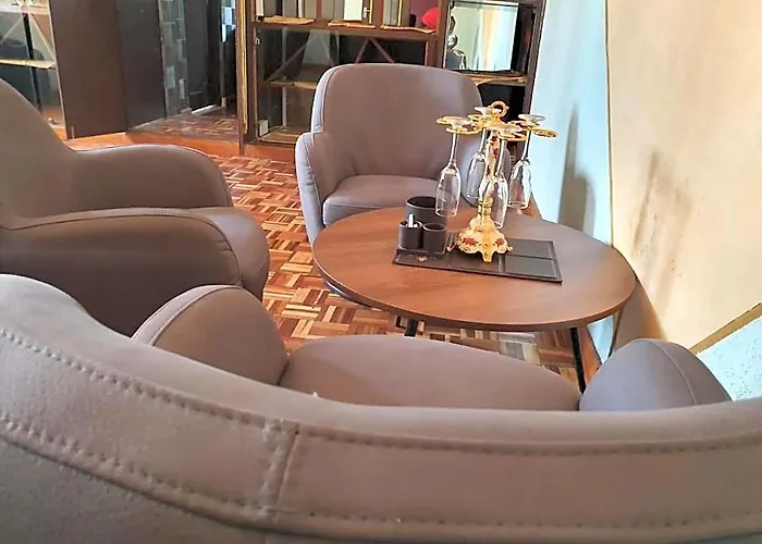 The Vip Luxury Lounge Hotel