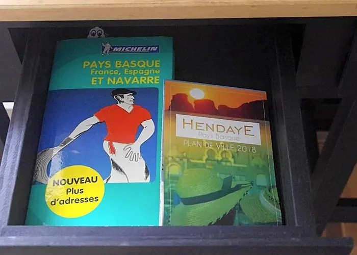 Chambres D'Hotes "Hor Dago" Pres De La Gare D'Hendaye Avec Le Petit-Dejeuner