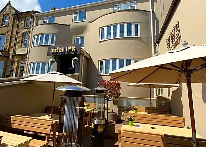 Hotel No 8