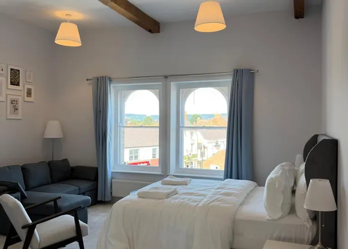 Nova Rooms