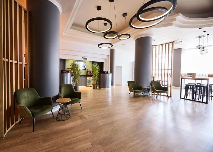 Cheap hotels Thistle Express London Luton