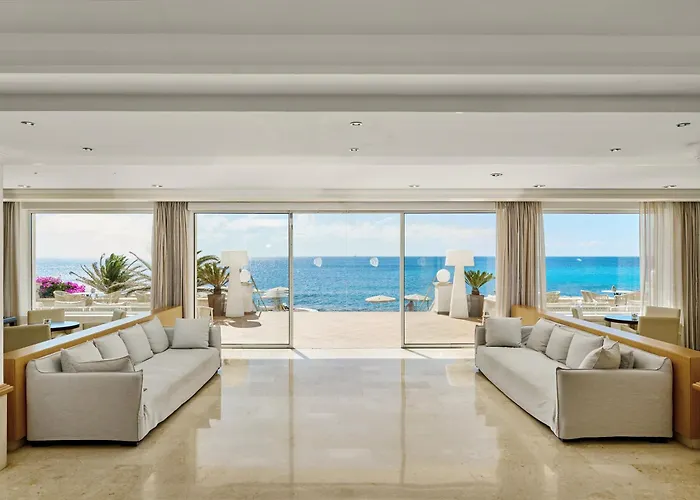  Grupotel Aguait Resort & Spa - Adults Only