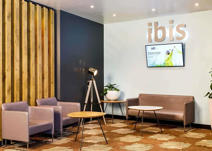 Hotels with tennis Ibis Nottingham Centre