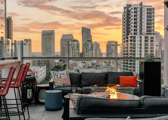 Indigo - Gaslamp Quarter By IHG