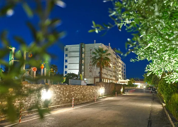Cronwell Platamon All-Inclusive