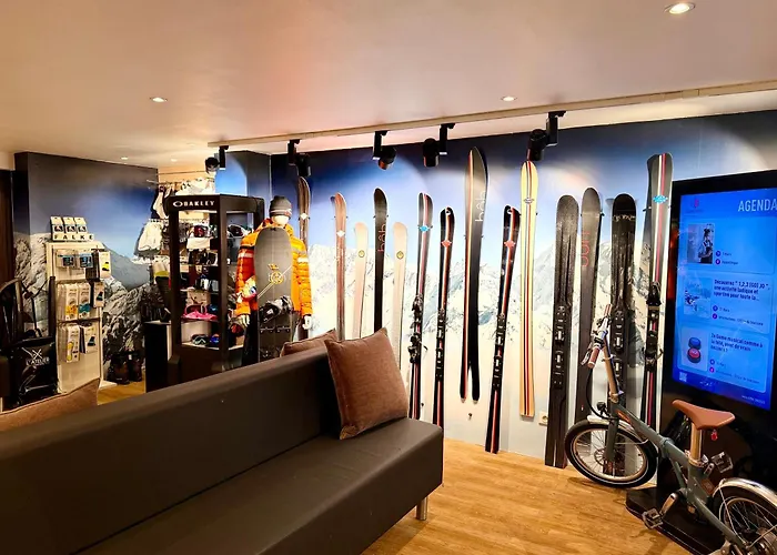 Les Suites De La Potiniere