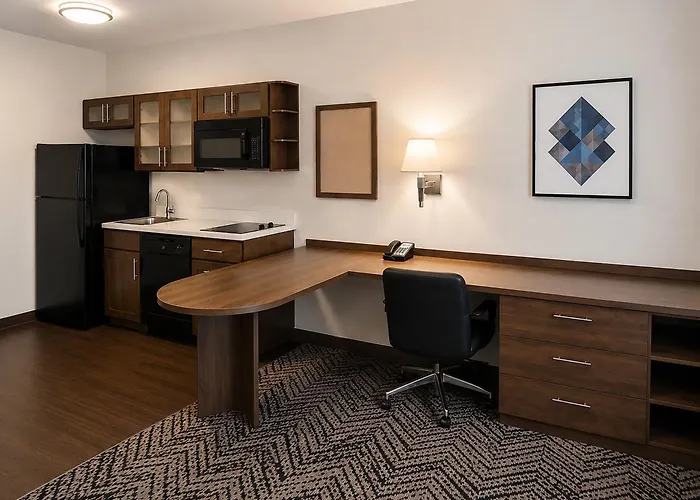 Candlewood Suites By Ihg
