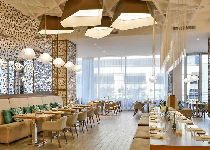5 Sterne Hotels Grand Mercure Dubai City