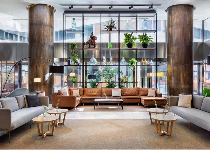 Hotels with pool Melia Madrid Princesa