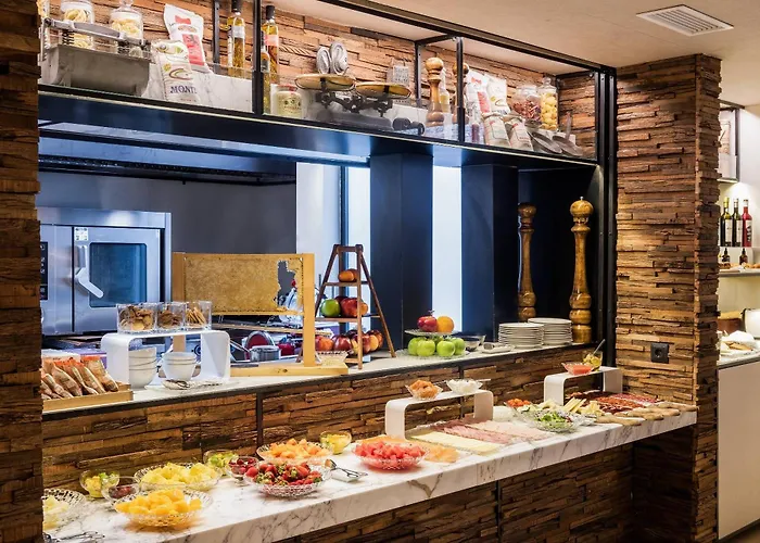 Hotels with pool Melia Madrid Princesa