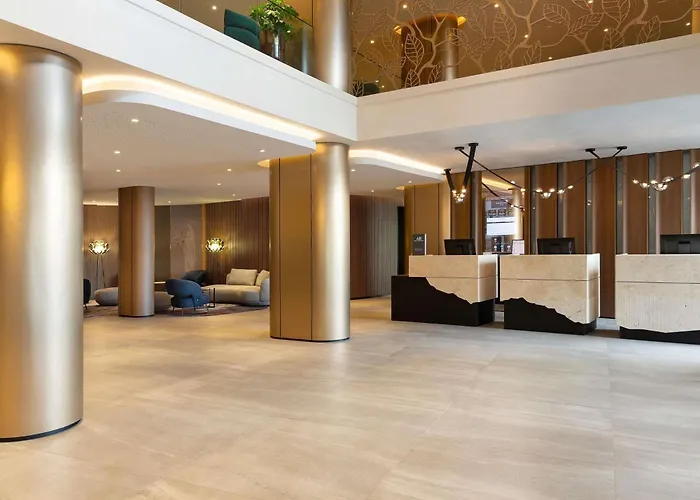 Mercure City