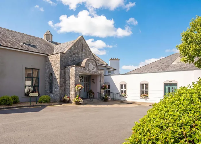 In Luxury hotels Woodstock Ennis