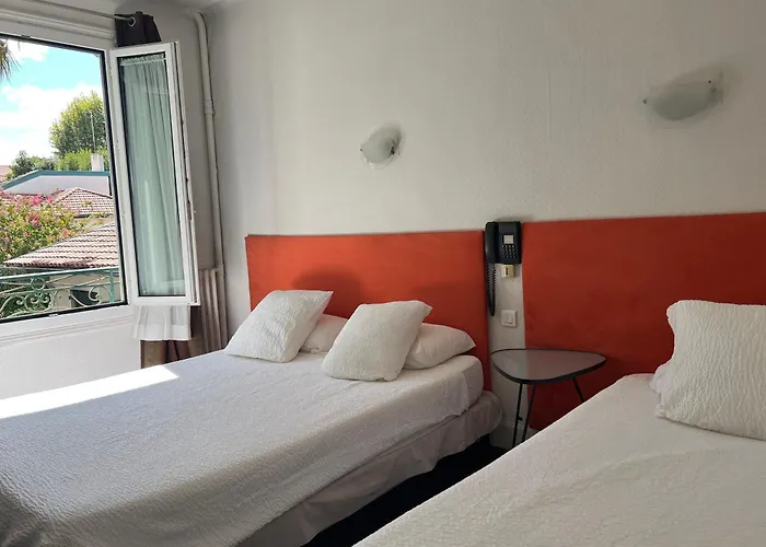 Hôtel VAL FLORES LOGIS