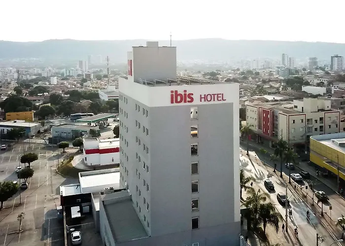  ibis Montes Claros Shopping